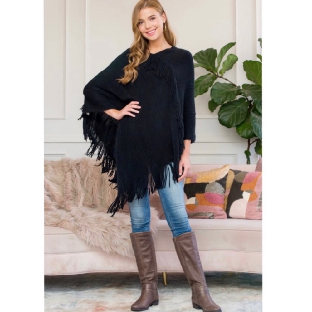 Super Soft Poncho Cascading Fringe - Picture 6 of 8
